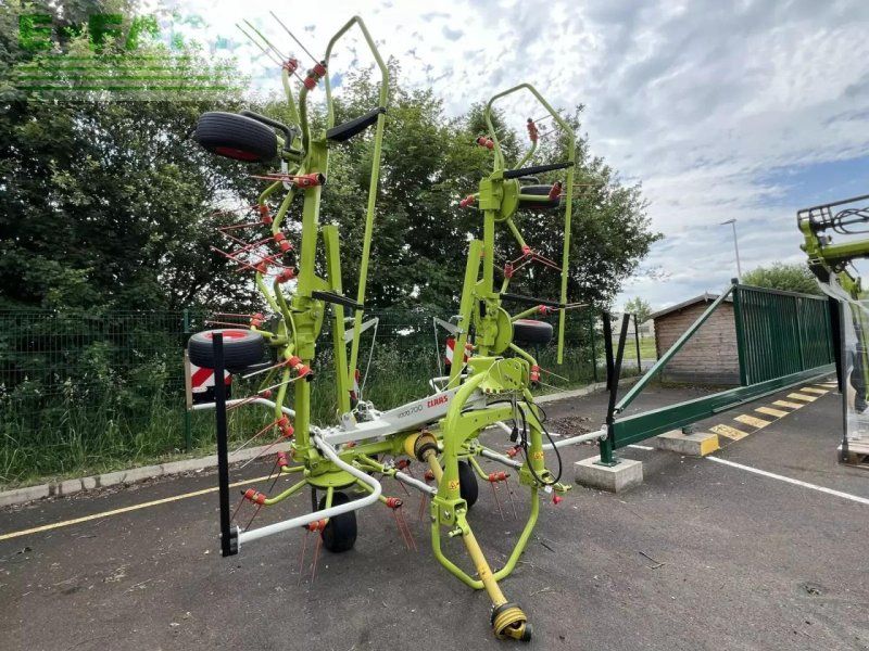 Claas volto 700