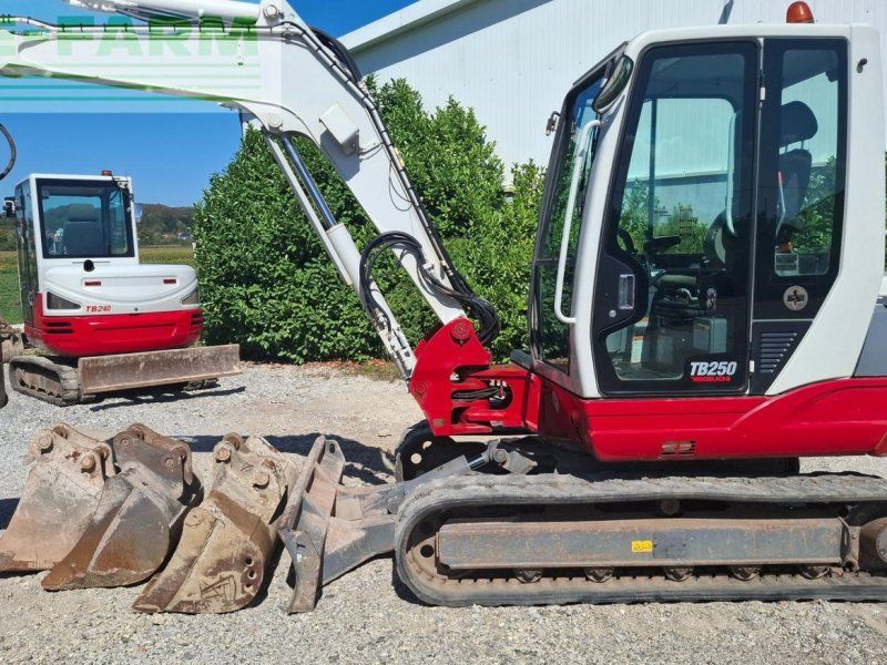 Takeuchi TB250