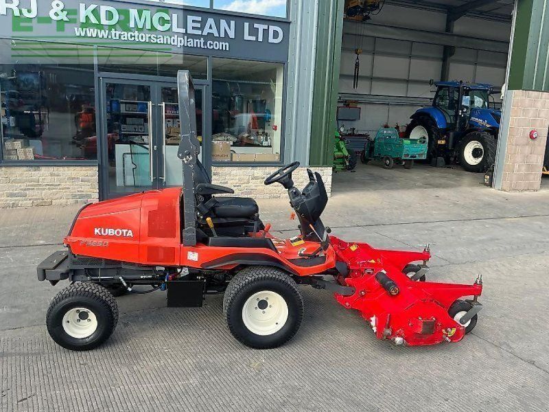Kubota f3890 out front  (st24090)