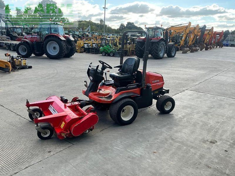 Kubota f3890 out front  (st24090)