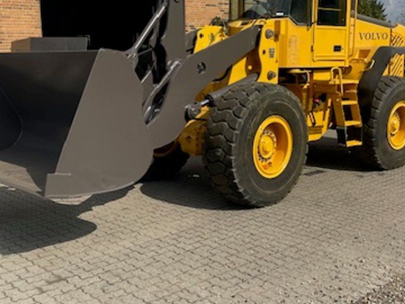 Volvo L90E