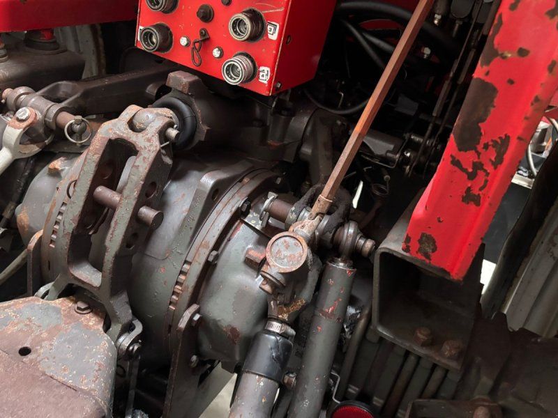 Massey Ferguson 699