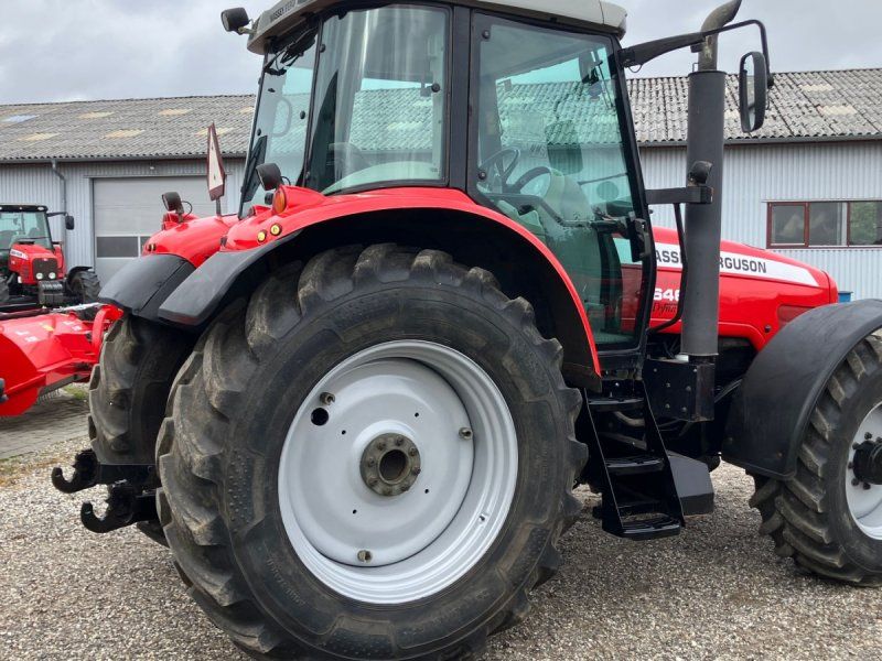 Massey Ferguson 6465