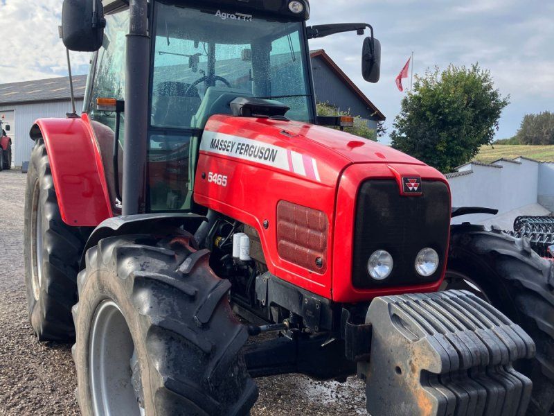 Massey Ferguson 5465
