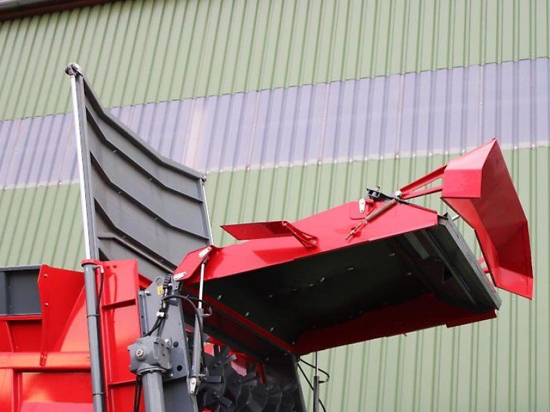 Unia Tytan 24 Miststreuer 26,5 cbm Breitstreuwerk