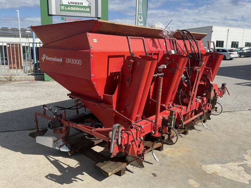 Kverneland UN 3000