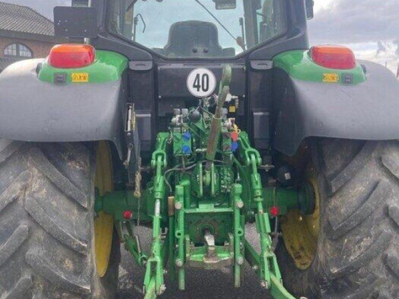 John Deere 6115M