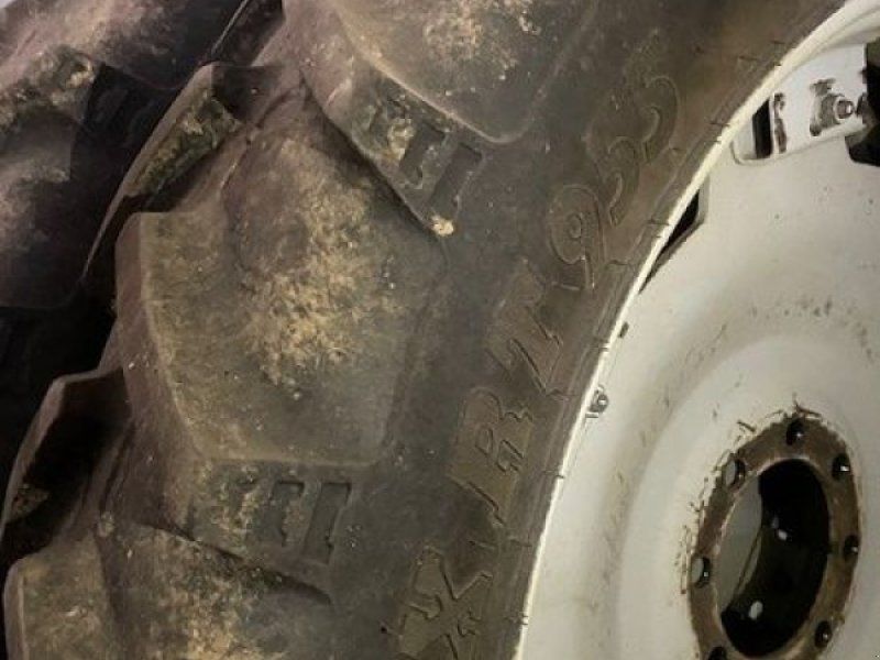 Firestone 270/95 R44+ 250/85 R28