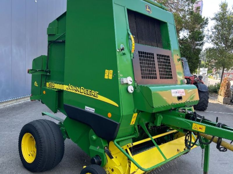 John Deere 592