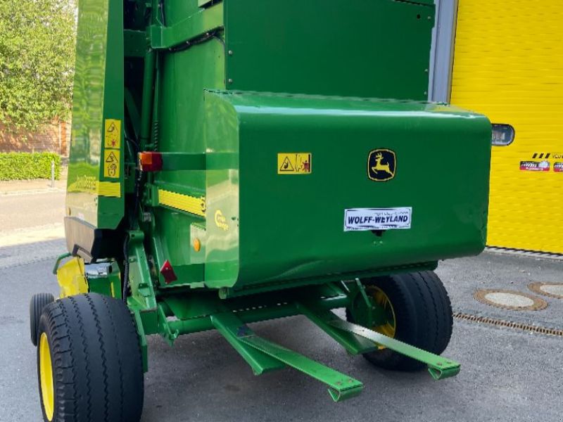 John Deere 592