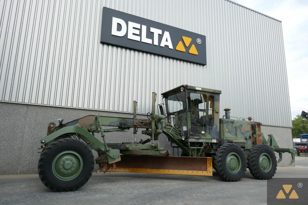 Caterpillar 130G Ex-army