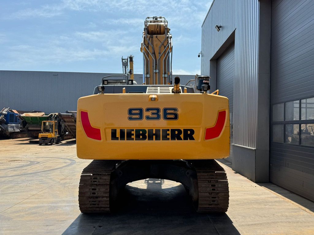 Liebherr R936 NLC