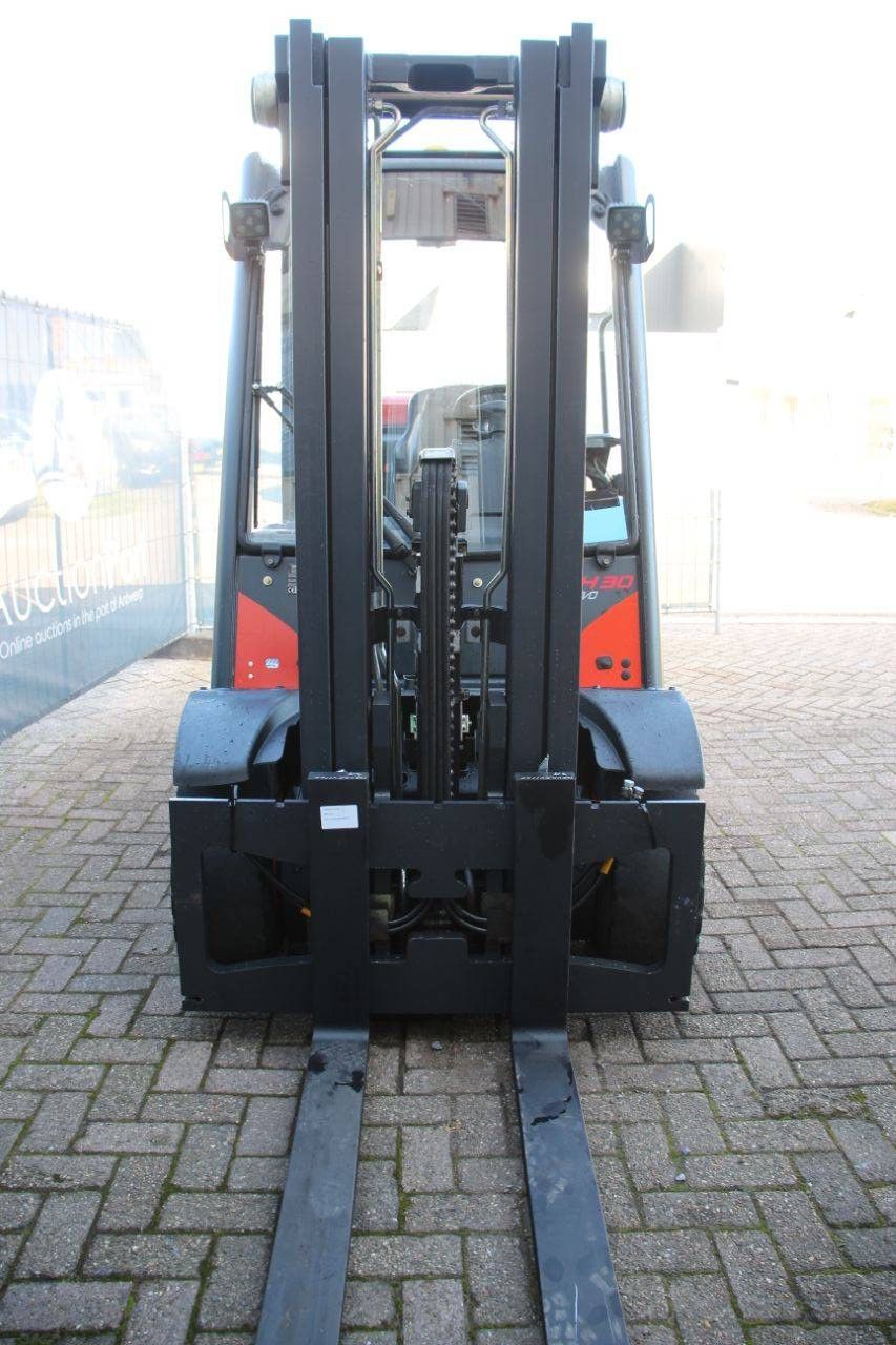 Heftruck Linde H30T-02 LPG 3000kg 4.6m 2015