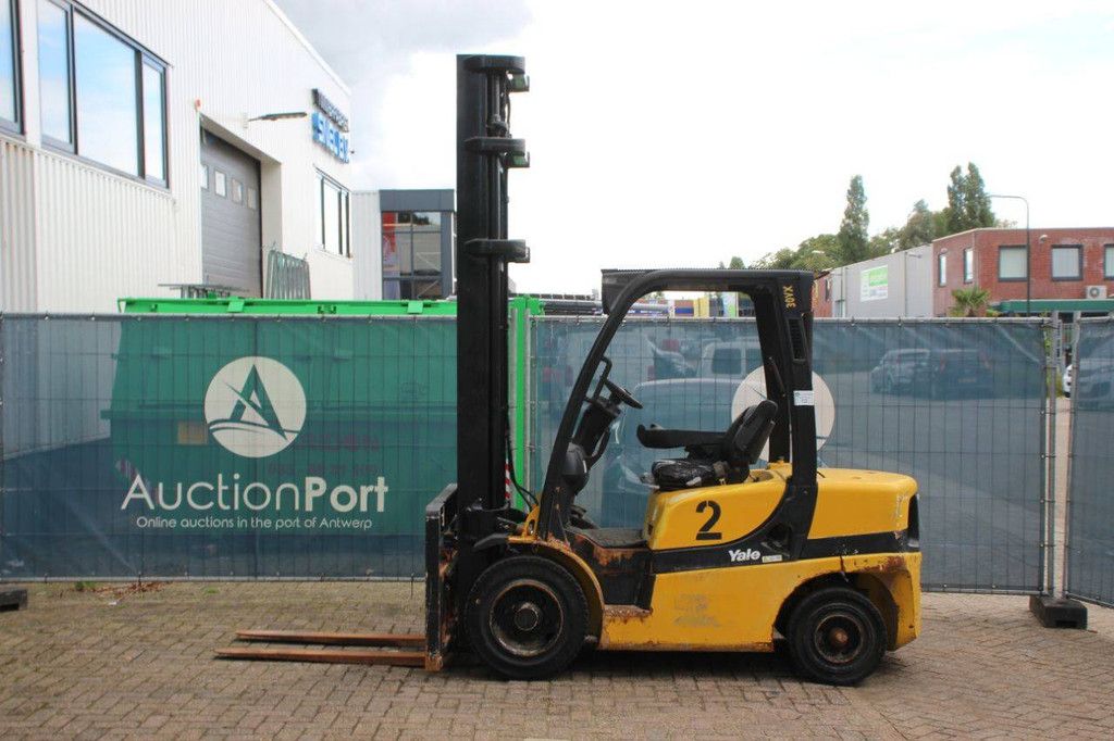 Forklift Yale GDP30VX E2345 Diesel 2720kg 4.91m 2010