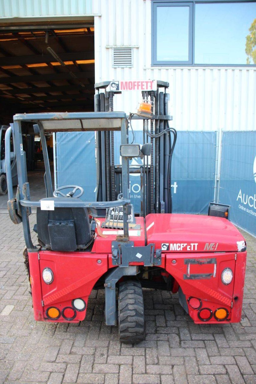 Moffett M4 20.4 Diesel 2000kg Truck-Mounted Forklift 2011