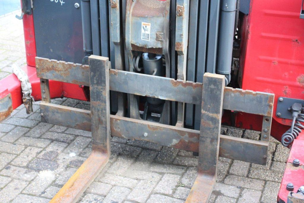 Moffett M4 20.4 Diesel 2000kg Truck-Mounted Forklift 2011