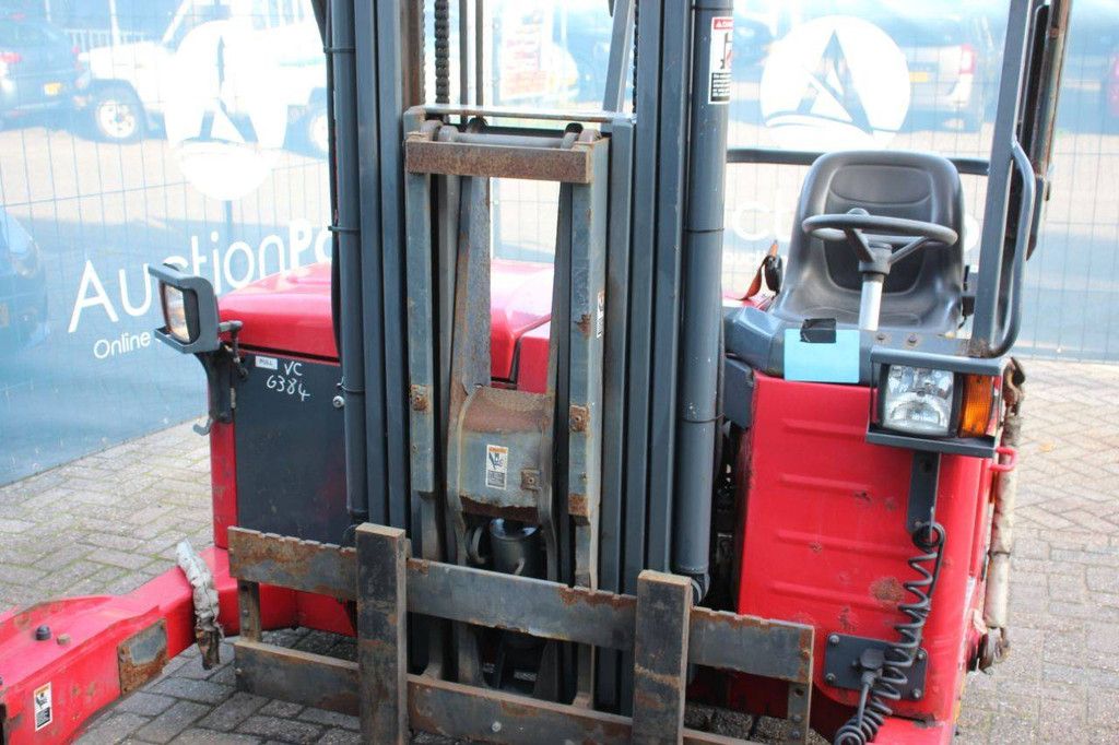Moffett M4 20.4 Diesel 2000kg Truck-Mounted Forklift 2011