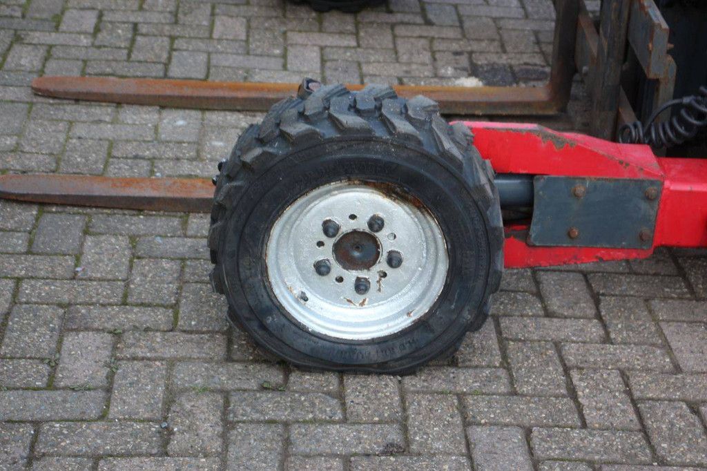 Moffett M4 20.4 Diesel 2000kg Truck-Mounted Forklift 2011
