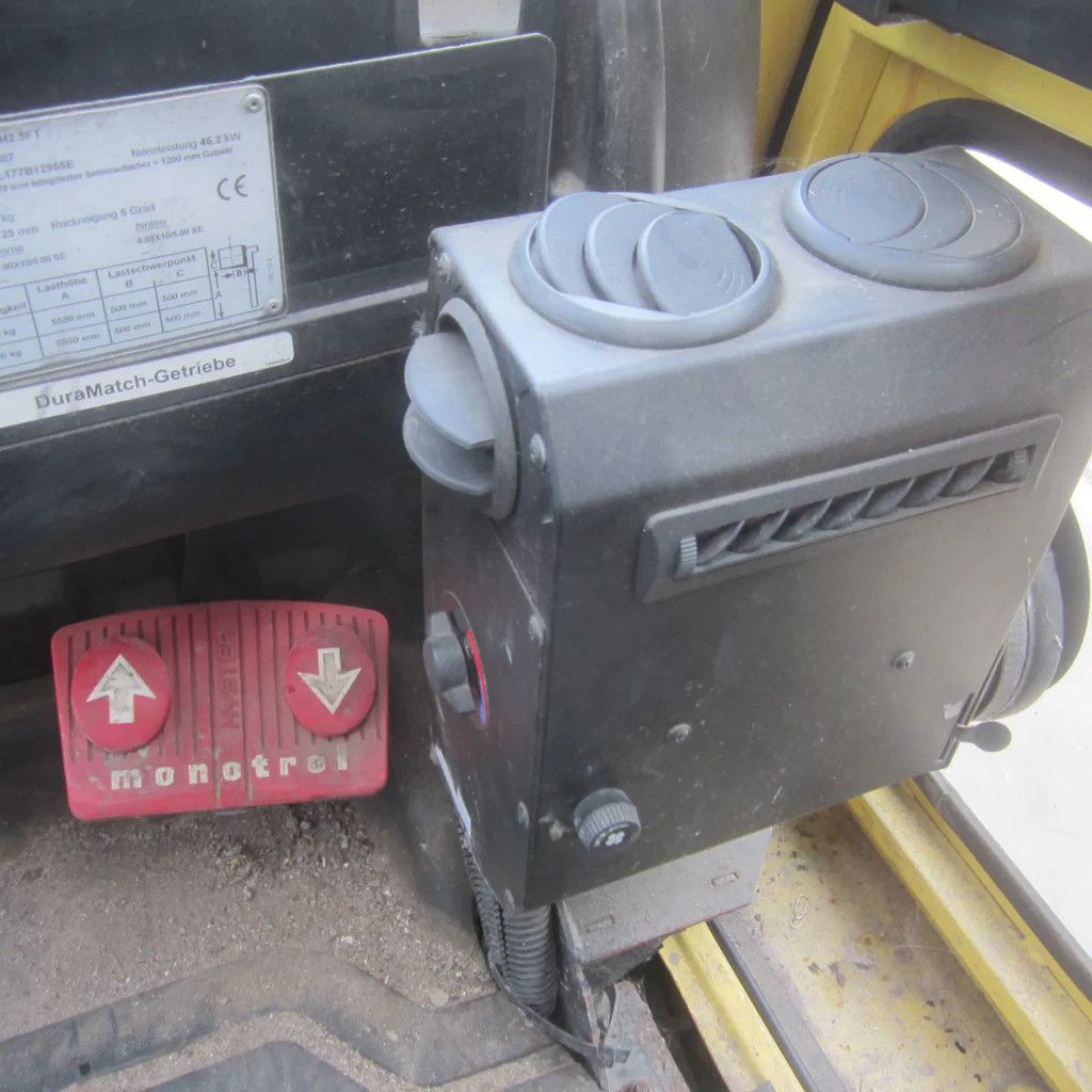 Hyster H 2.5 FT, LPG-gas, triplomast, side shift.