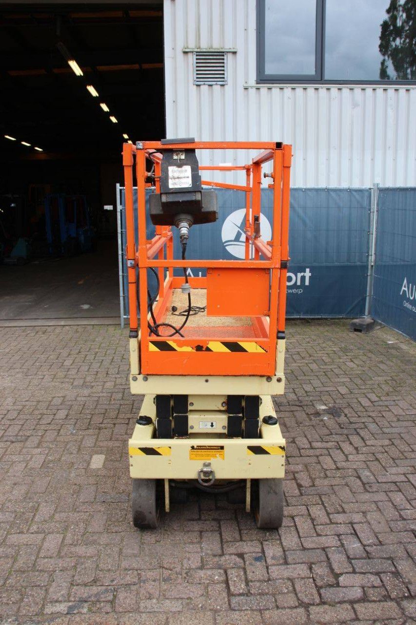 Schaarlift JLG 2033E3 Elektrisch 8.1m 2002