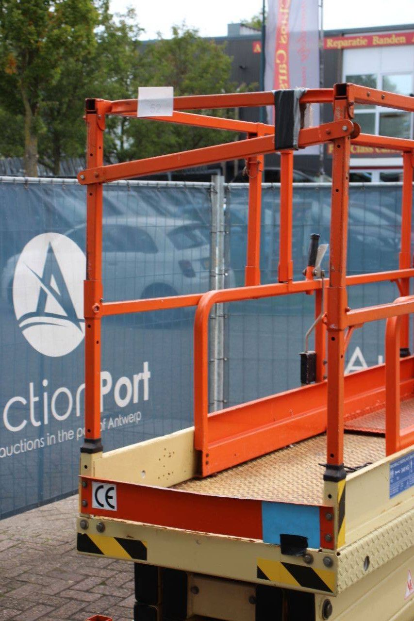 Schaarlift JLG 2033E3 Elektrisch 8.1m 2002