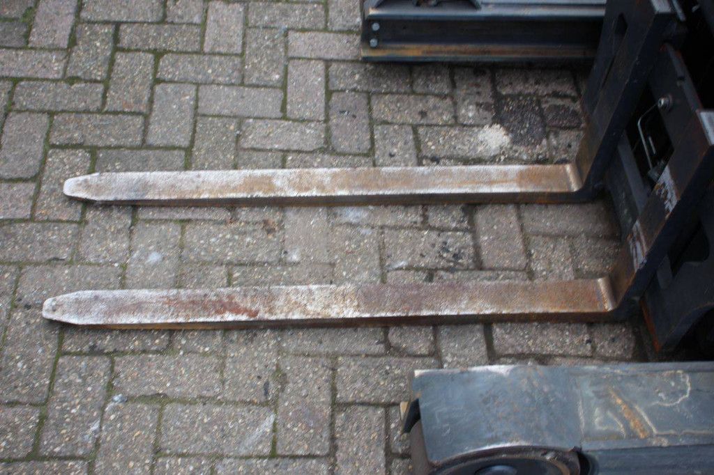 Schubmaststapler Linde R14-01 Elektro 1400kg 8,6m 2016