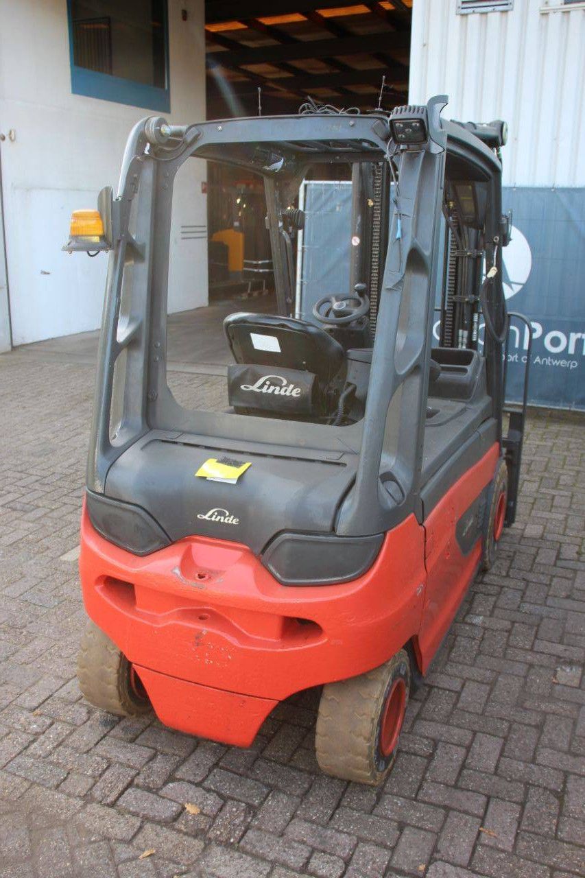 Heftruck Linde E30L-01 Elektrisch 3000kg 2014 met vorken