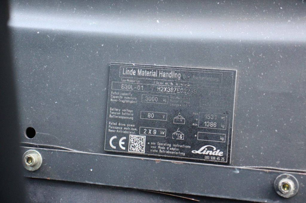 Heftruck Linde E30L-01 Elektrisch 3000kg 2014 met vorken