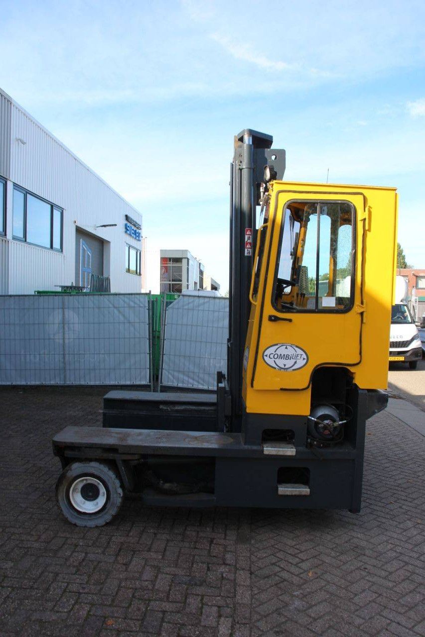 Seitenstapler Combilift 6000 Treibgas 6000kg 5,5m