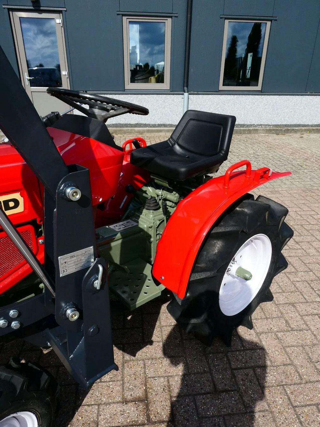 Yanmar YM1401 4wd / 228 Draaiuren / Voorlader