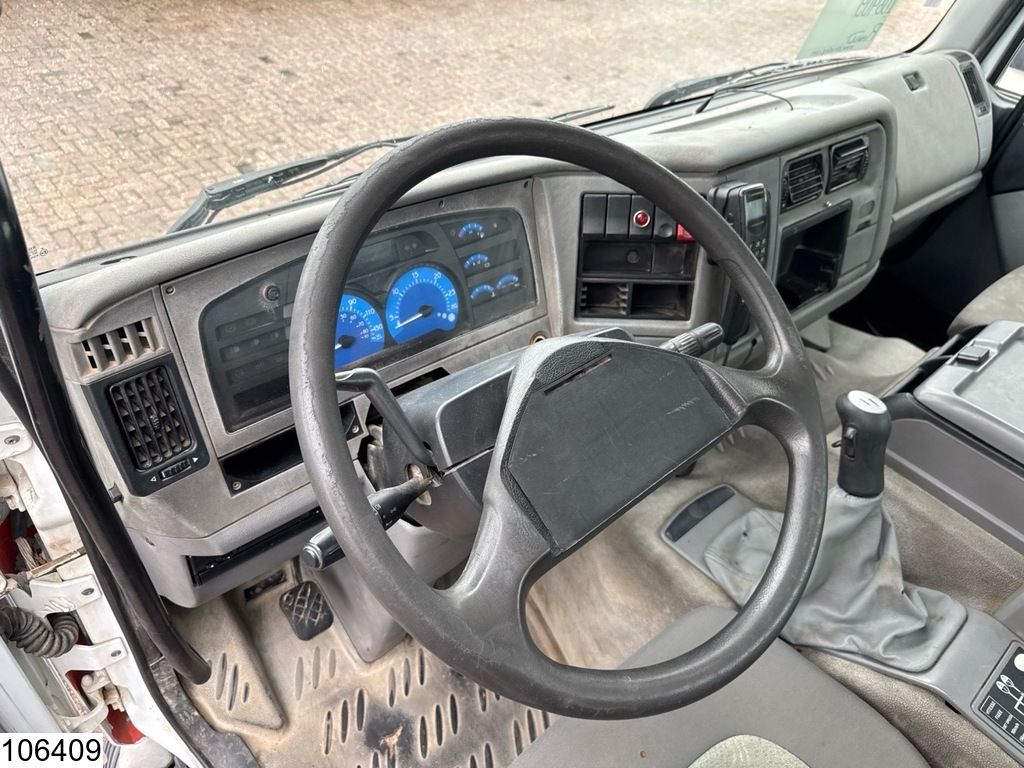 Renault Kerax 370 6x4, Manual, Steelsuspension