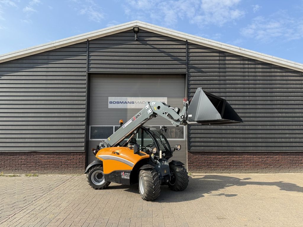 Giant GT5048 compact verreiker BJ 2023 70 uur