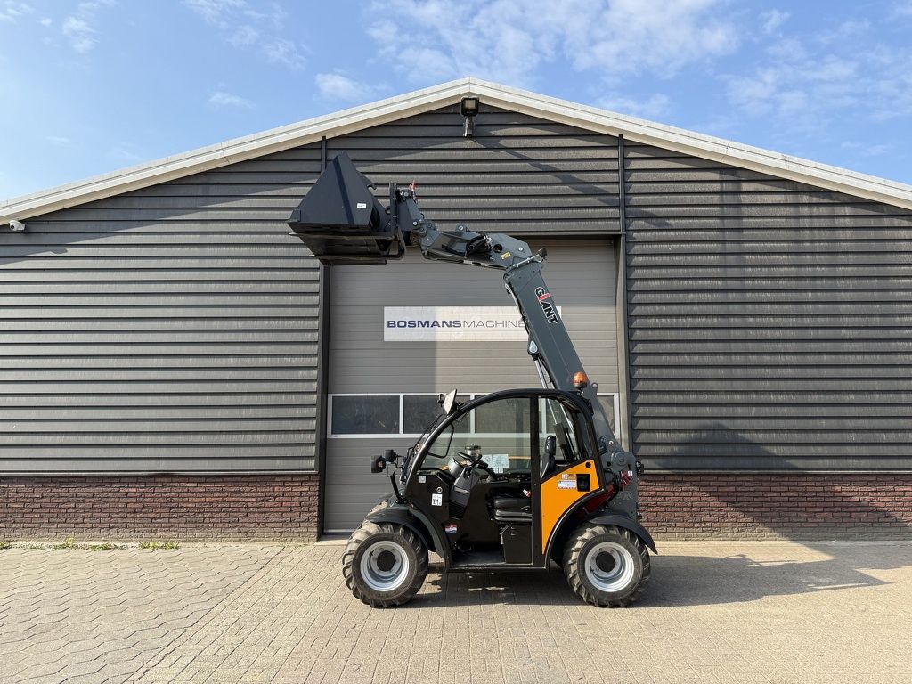 Giant GT5048 compact verreiker BJ 2023 70 uur
