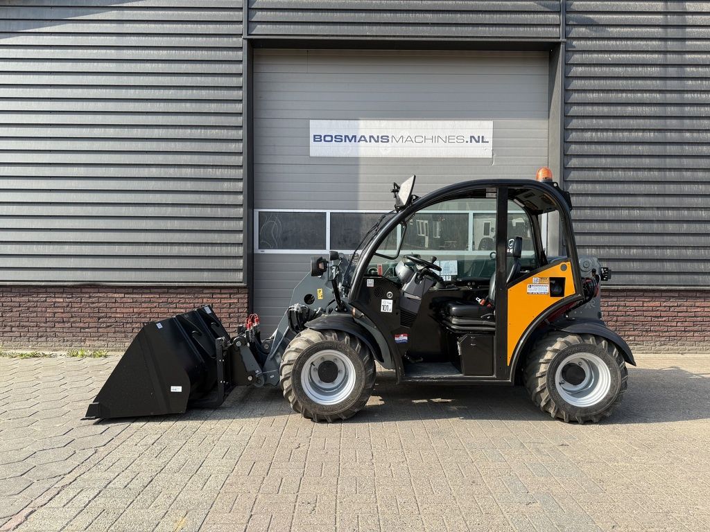 Giant GT5048 compact verreiker BJ 2023 70 uur