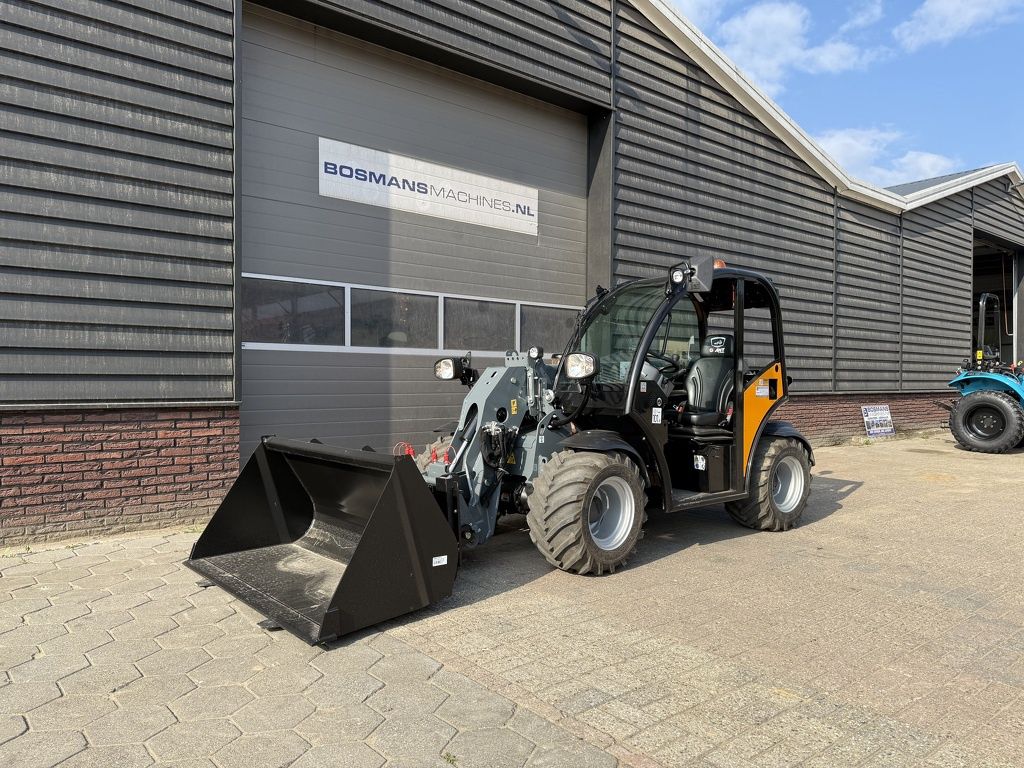 Giant GT5048 compact verreiker BJ 2023 70 uur