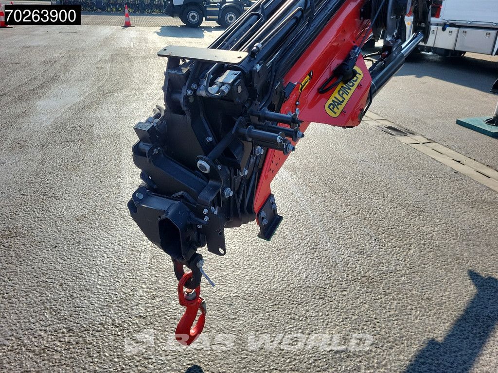 Volvo FH 500 8X2 Palfinger PK110002 SH Crane + Fly-Jib Winch VEB+ Euro 6