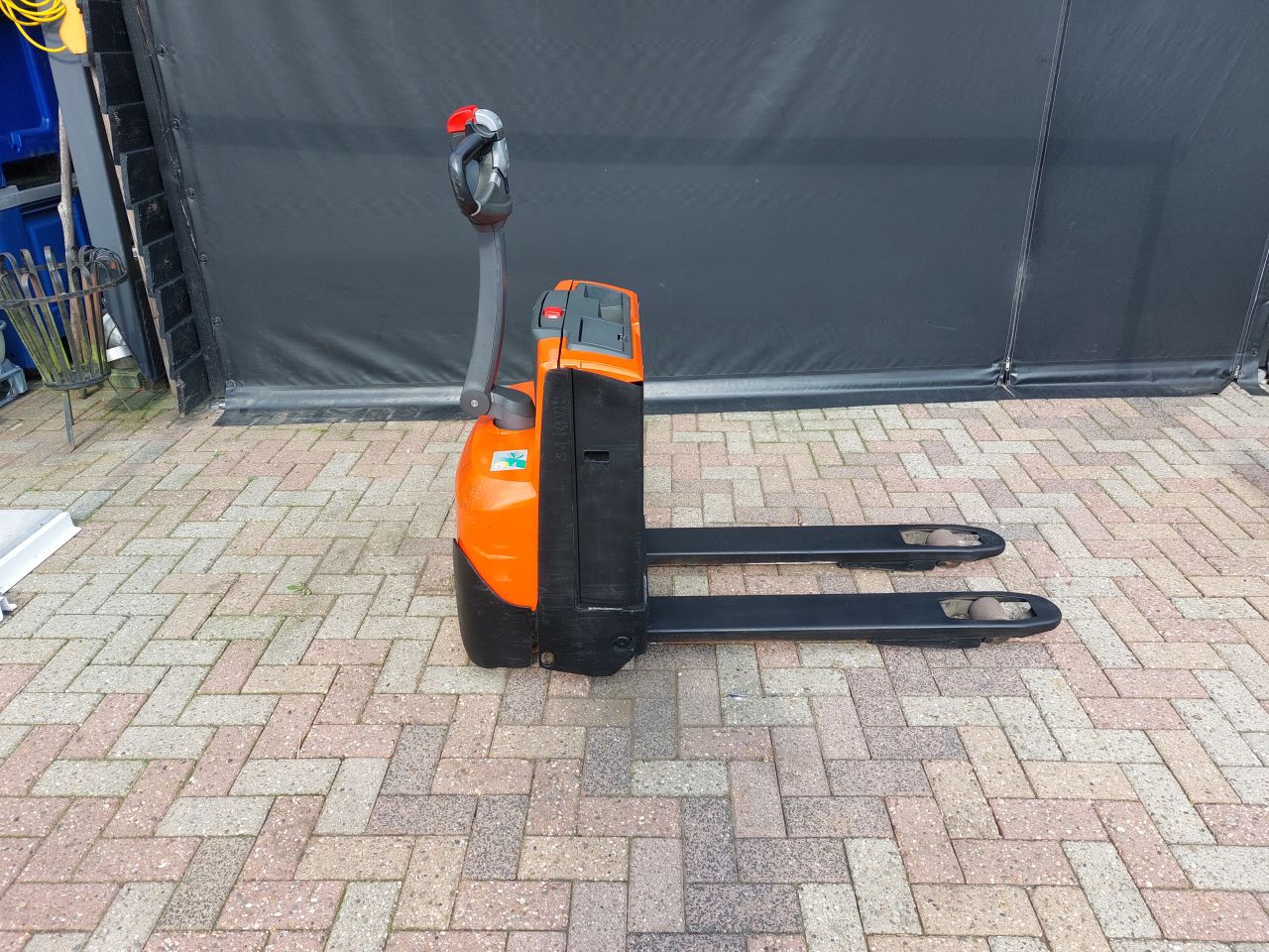 BT LWE 140 bj 2017 palletwagen