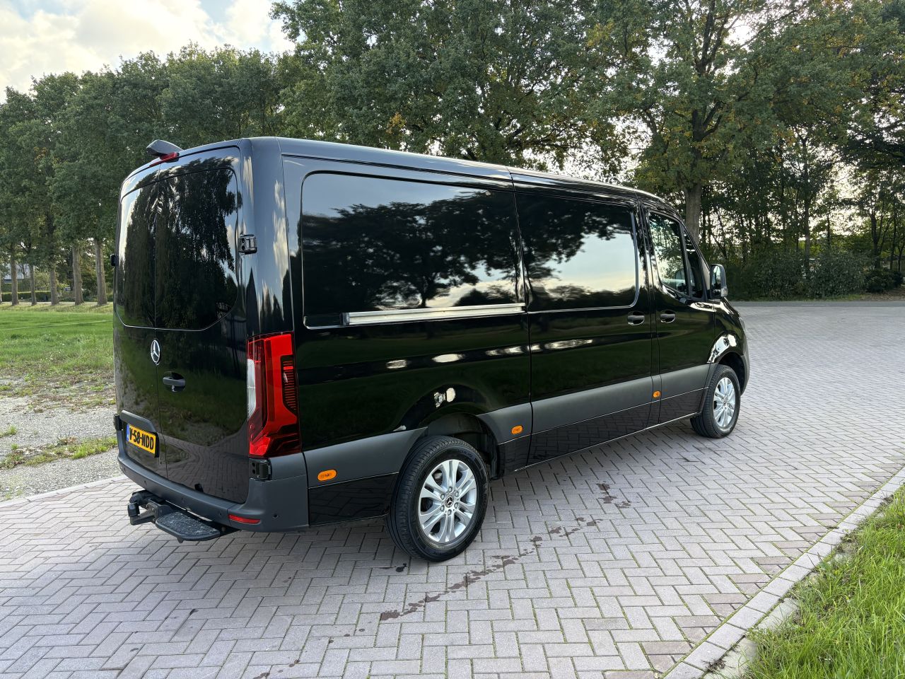 Mercedes Sprinter 319 V6 EURO 6 (2021) kast inrichting