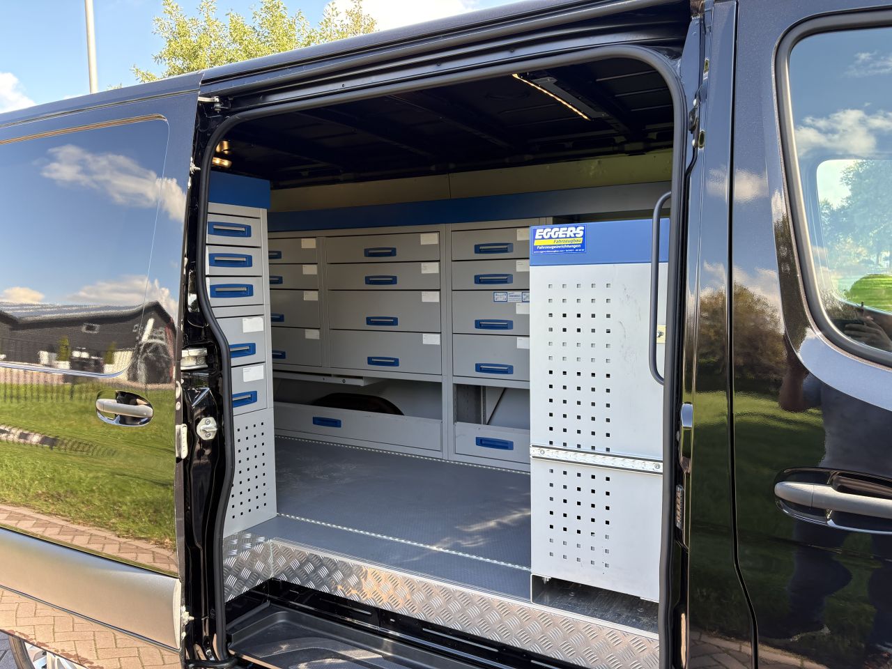 Mercedes Sprinter 319 V6 EURO 6 (2021) kast inrichting