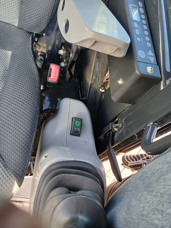 Hitachi ZX65USB-6 CLR Stage 5