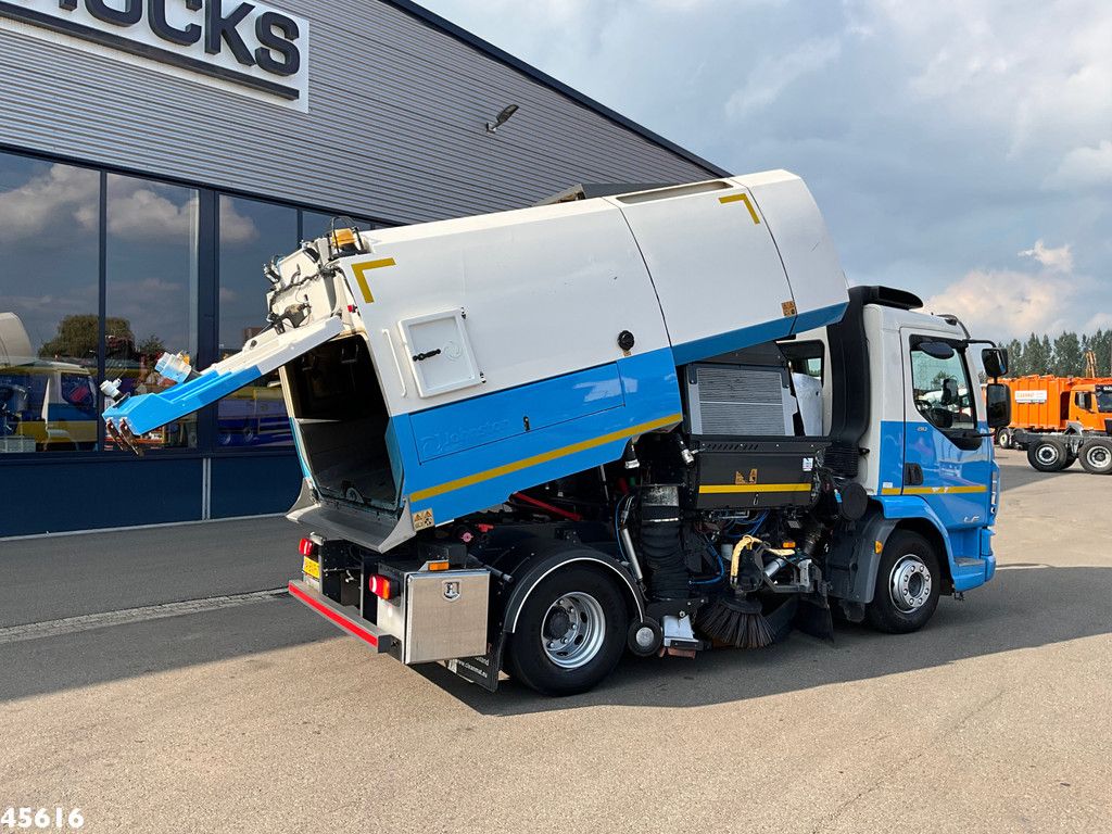 DAF FA LF 180 Euro 6 Johnston VS502 Just 138.807 km!