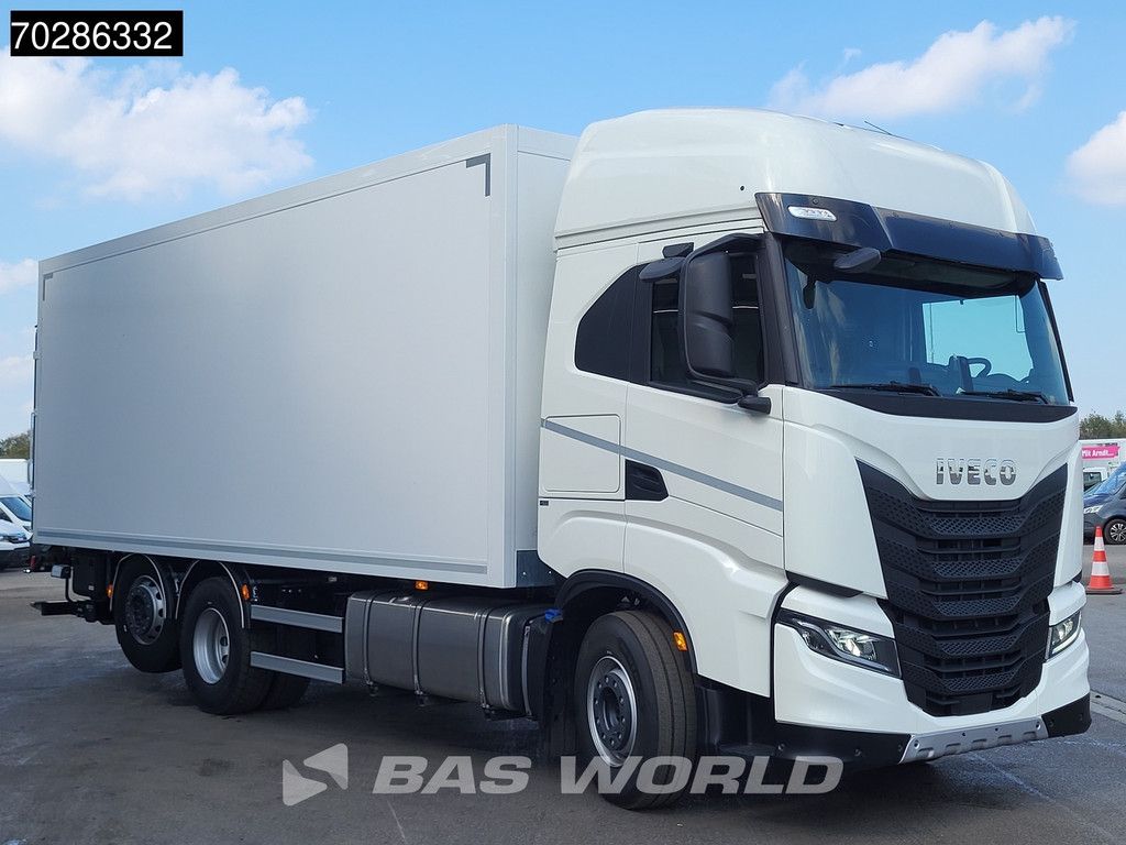 Iveco S-Way 490 6X2 NEW! 2000kg Ladebordwand Retarder Lift+Steering-Axle Navi LED