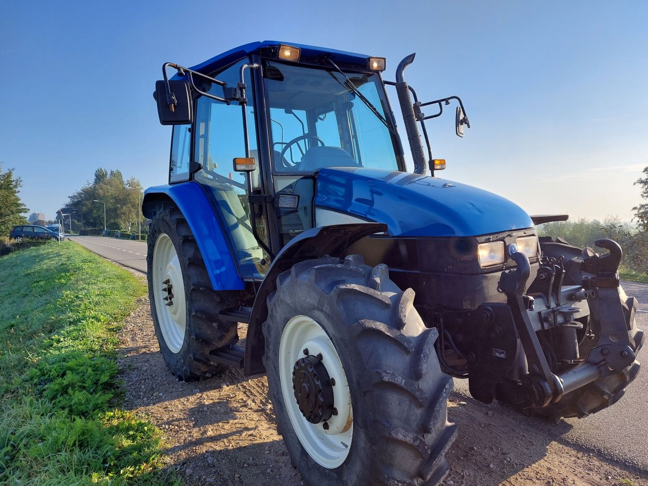 New Holland TL90 met kruip en fronthef