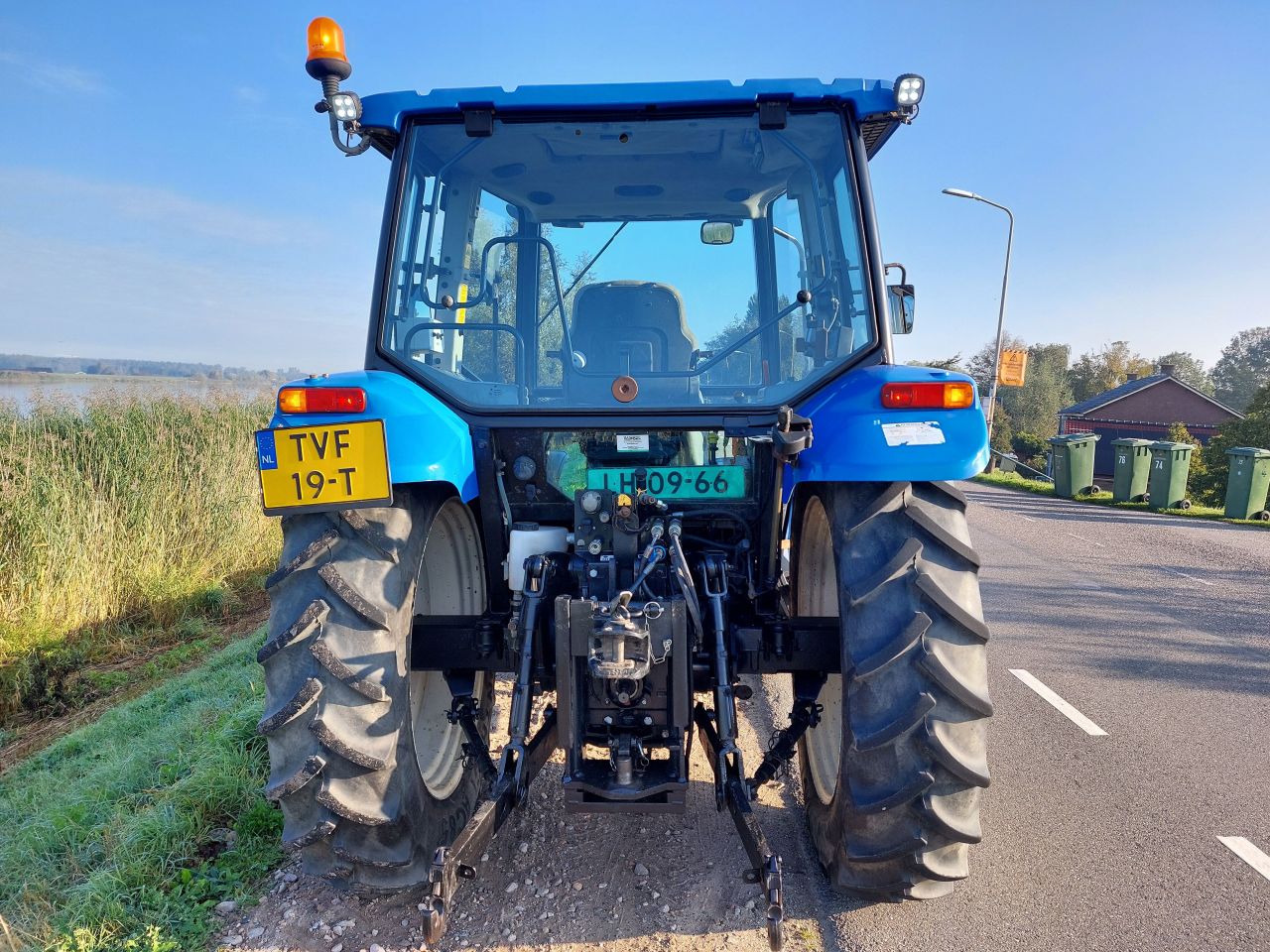 New Holland TL90 met kruip en fronthef