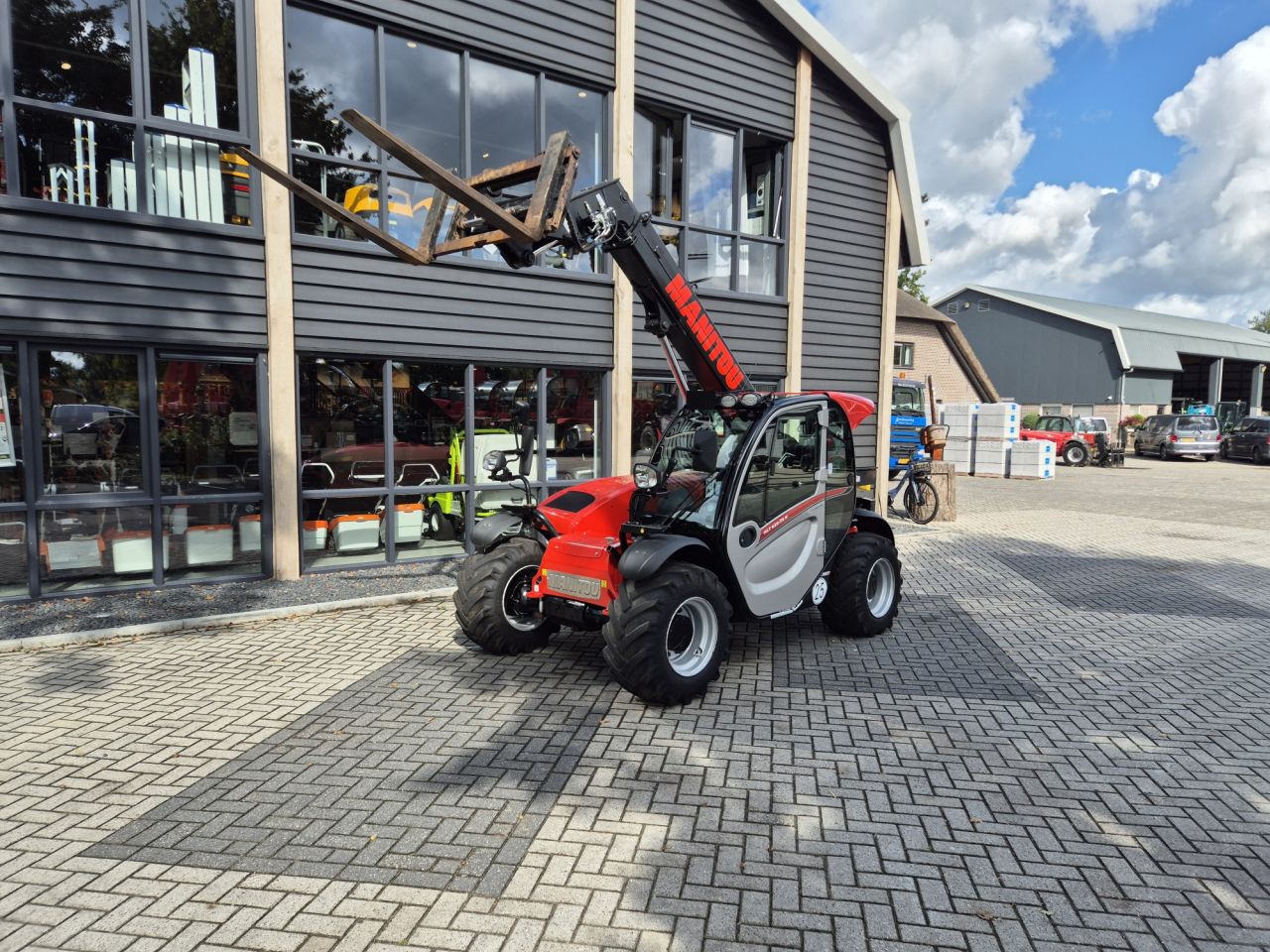 Used MANITOU MLT 625-75 telescopic with lifting height up to 6 m