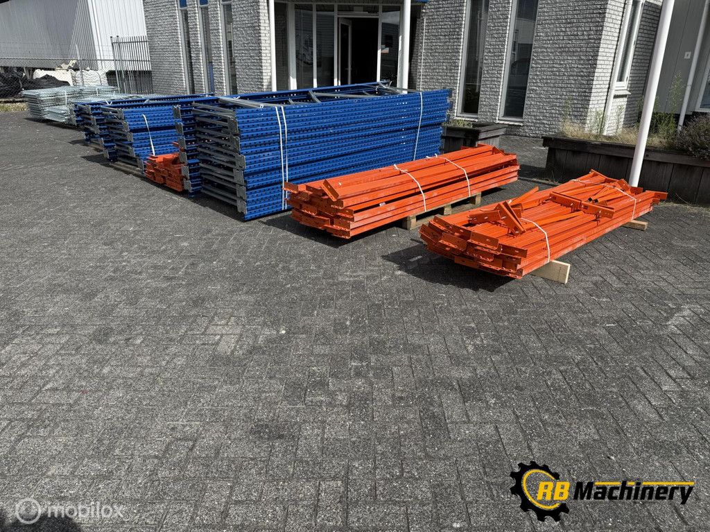 50 meter stelling compleet met staanders/liggers/netten.