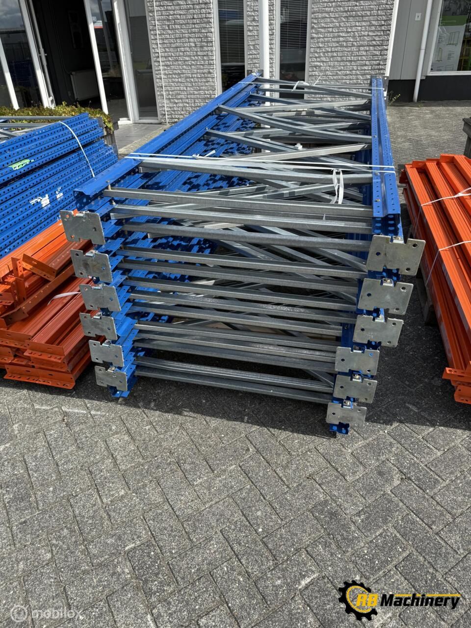 50 meter stelling compleet met staanders/liggers/netten.