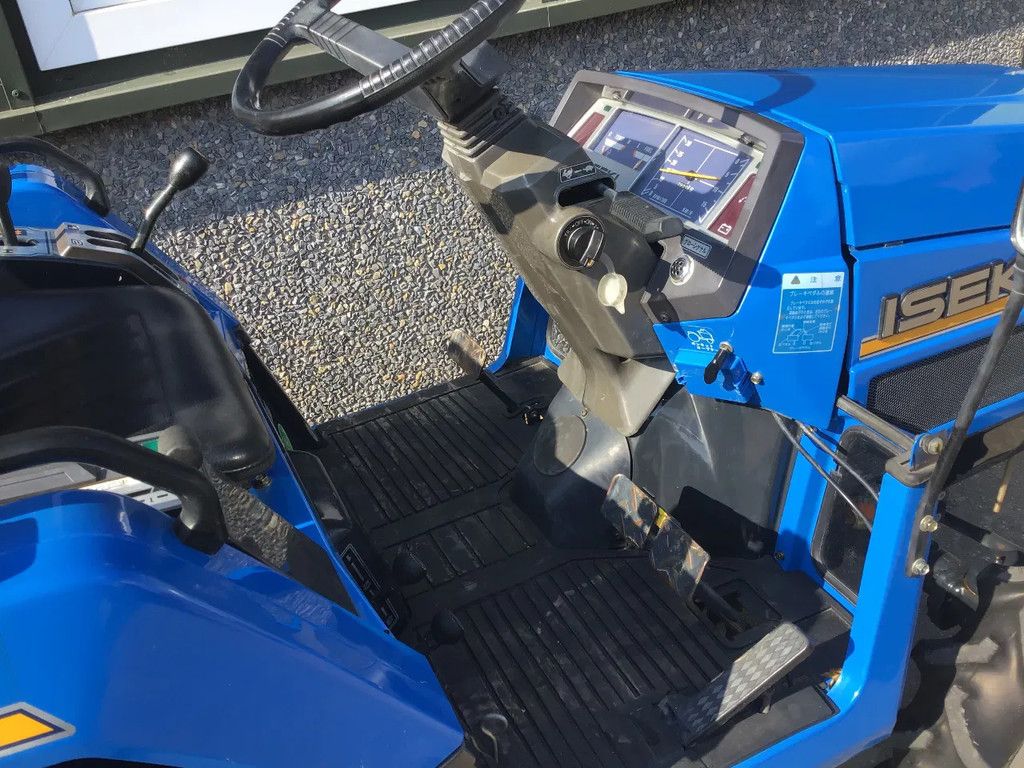 Iseki Mini trekker TU157