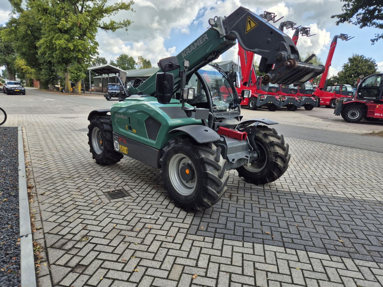 Used KRAMER KT276 telescopic with lifting height up to 6 m