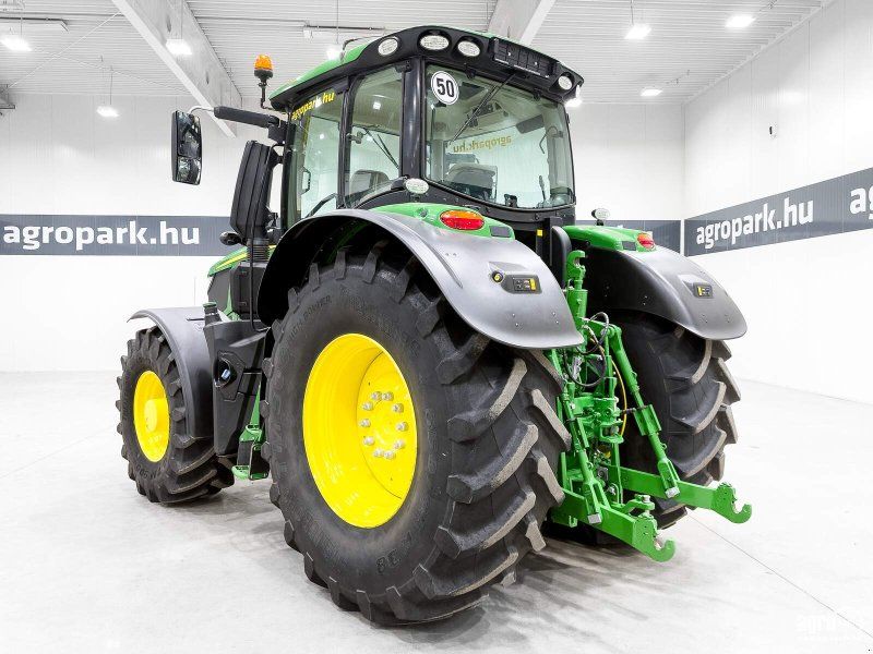 John Deere 6250R